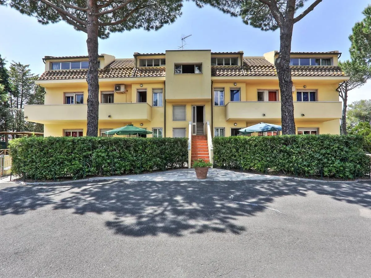 Apartment Riviera 4 By Interhome 切齐纳的码头 0*,
